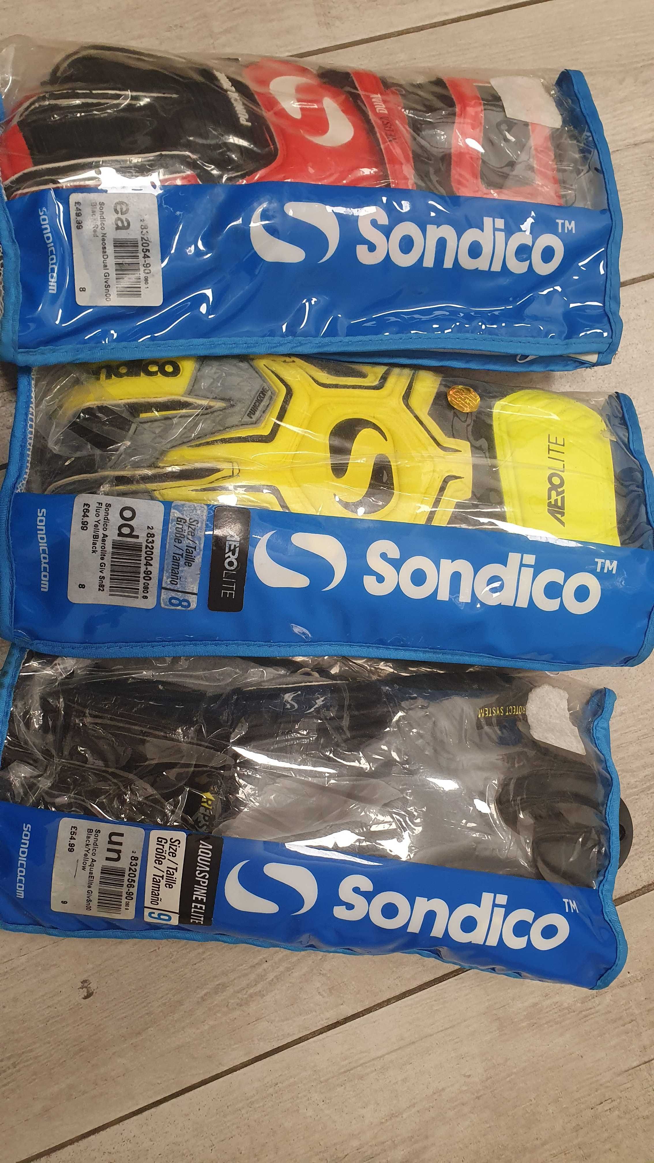 Вратарски ръкавици Sondico NeosaDual,AeroLite,ElitPro,AquaSpine НОВИ!!