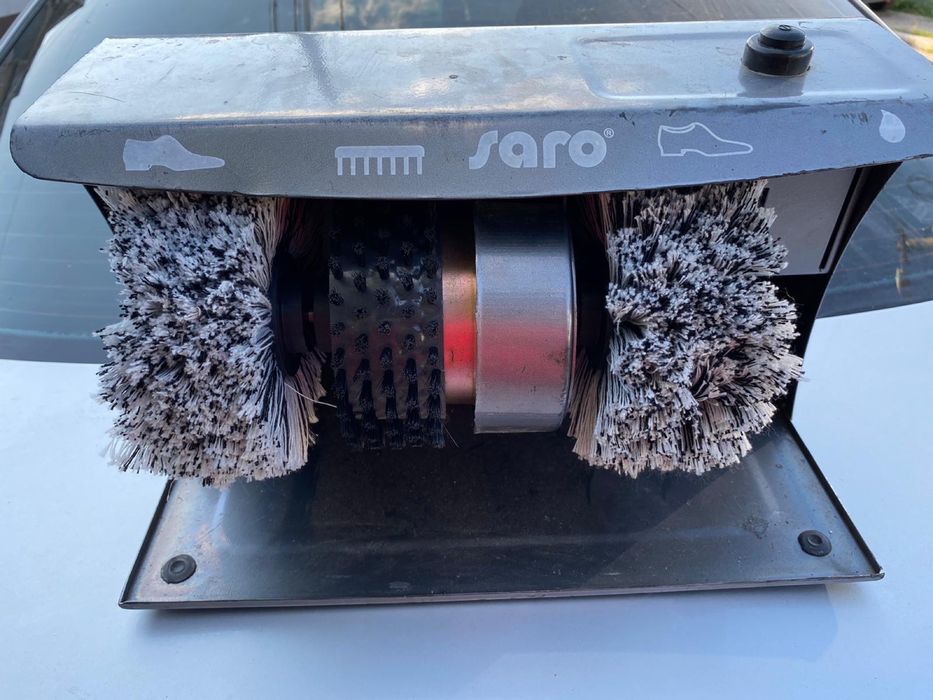 Aparat de lustruit / curatat pantofi SARO