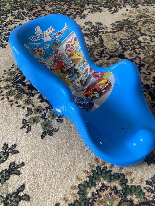 Стульчик для ванны малышам