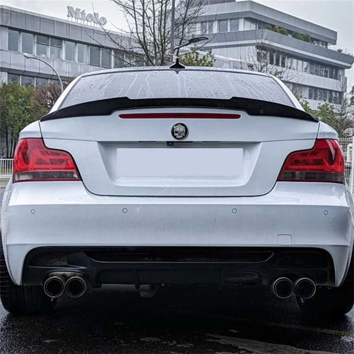 Eleron Codita Lip Portbagaj BMW Seria 1 E82 Model M4