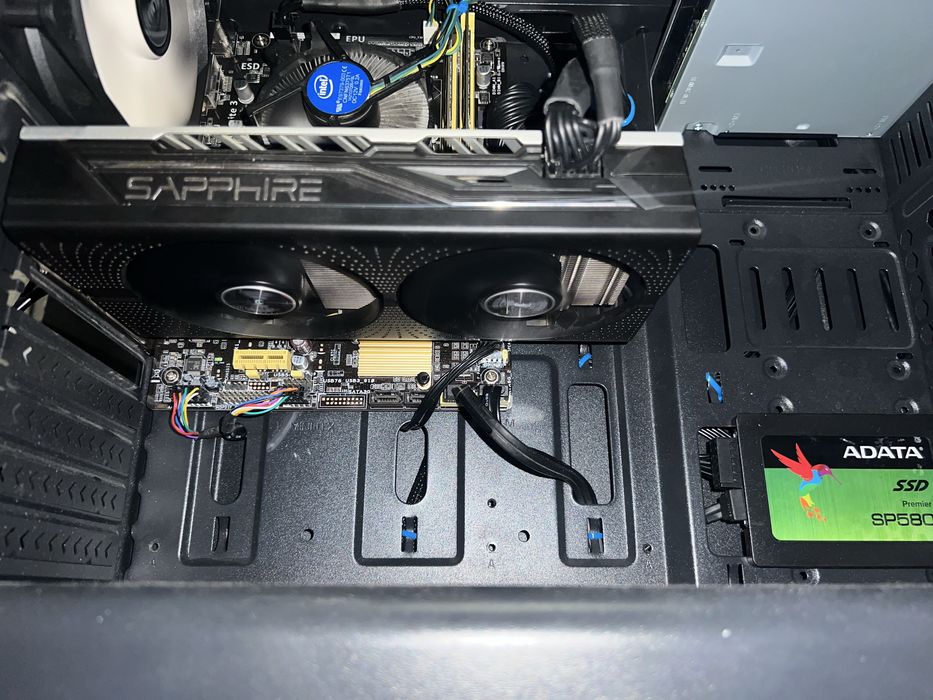 Pc intel i7 4790, 16gb ram, Amd rx580 8gb, ssd 120gb, hdd 500gb