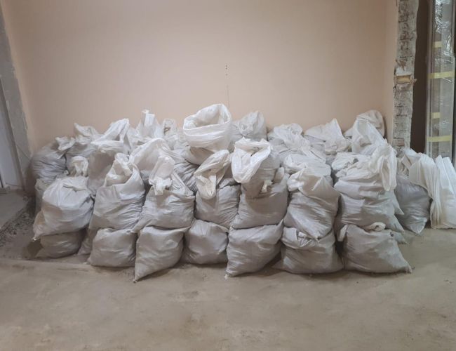 Debarasări demolări  zugrăvit