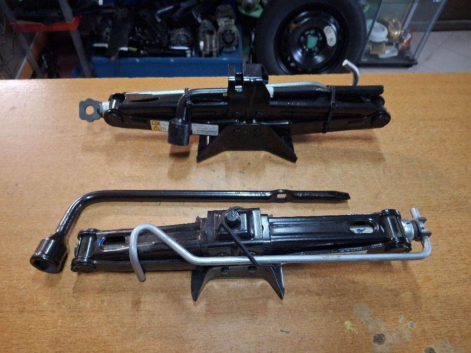 Cric Nissan Qashqai J11 J12 Maserati M145 M156 M157