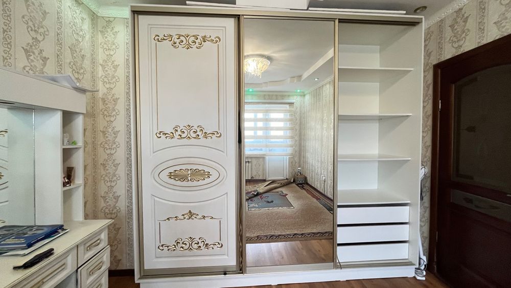 Спальный гарнитур