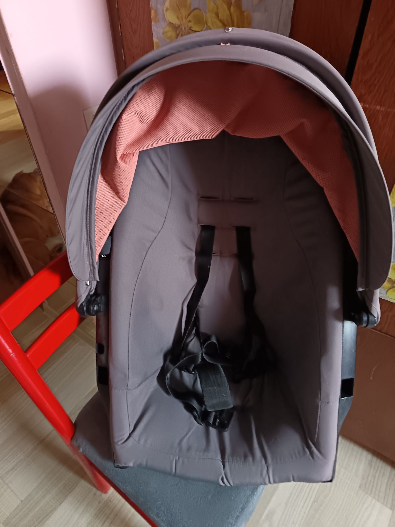 Vând huse athleisure coral capotina xxl  stokke