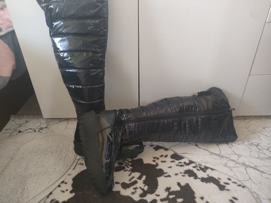 Зимни ботуши над коляното тип апрески