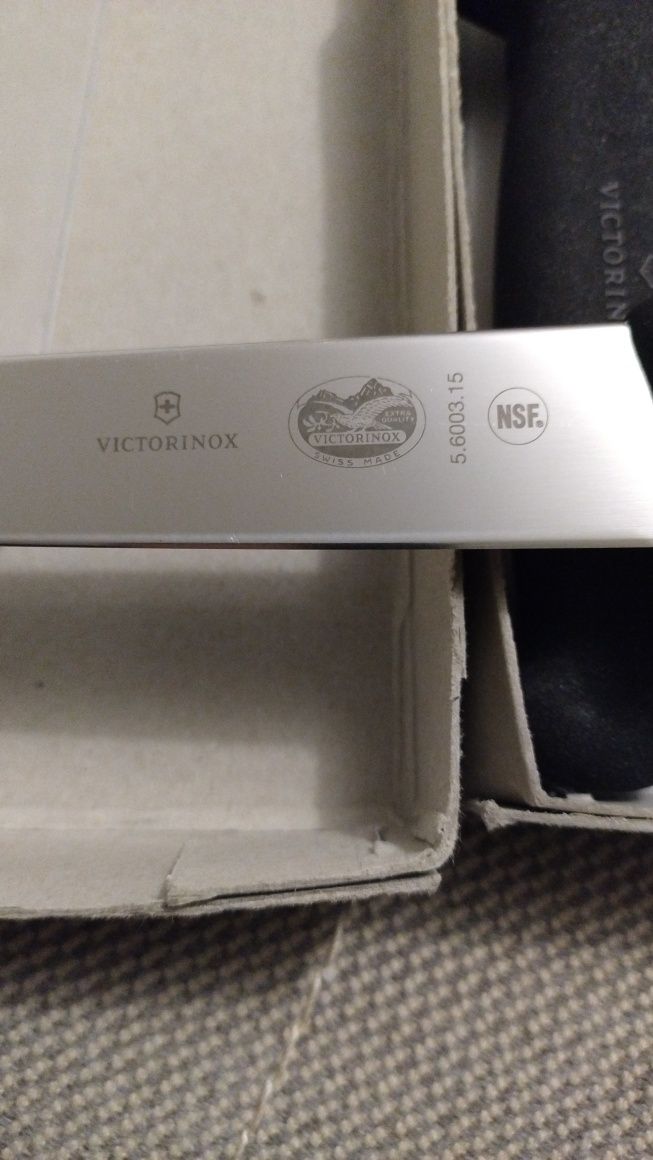 Cuțite noi Victorinox ptr.bucatarie