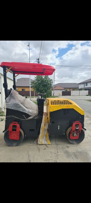 Продается каток 3 тонны