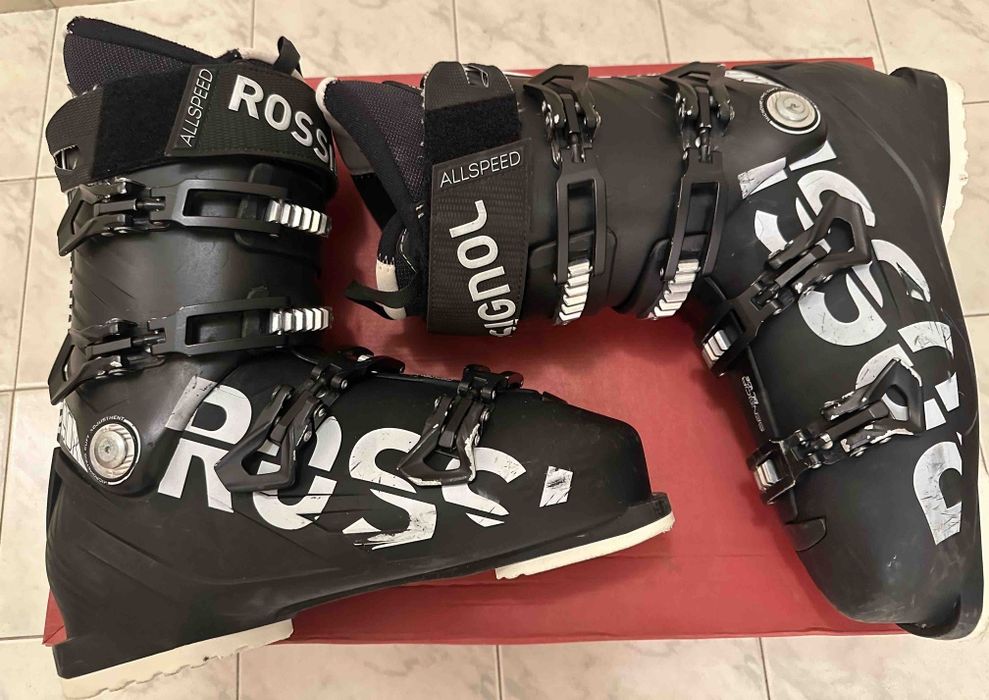 Ски обувки Rossignol черни с Flex  90.Модел All speed 90 X.