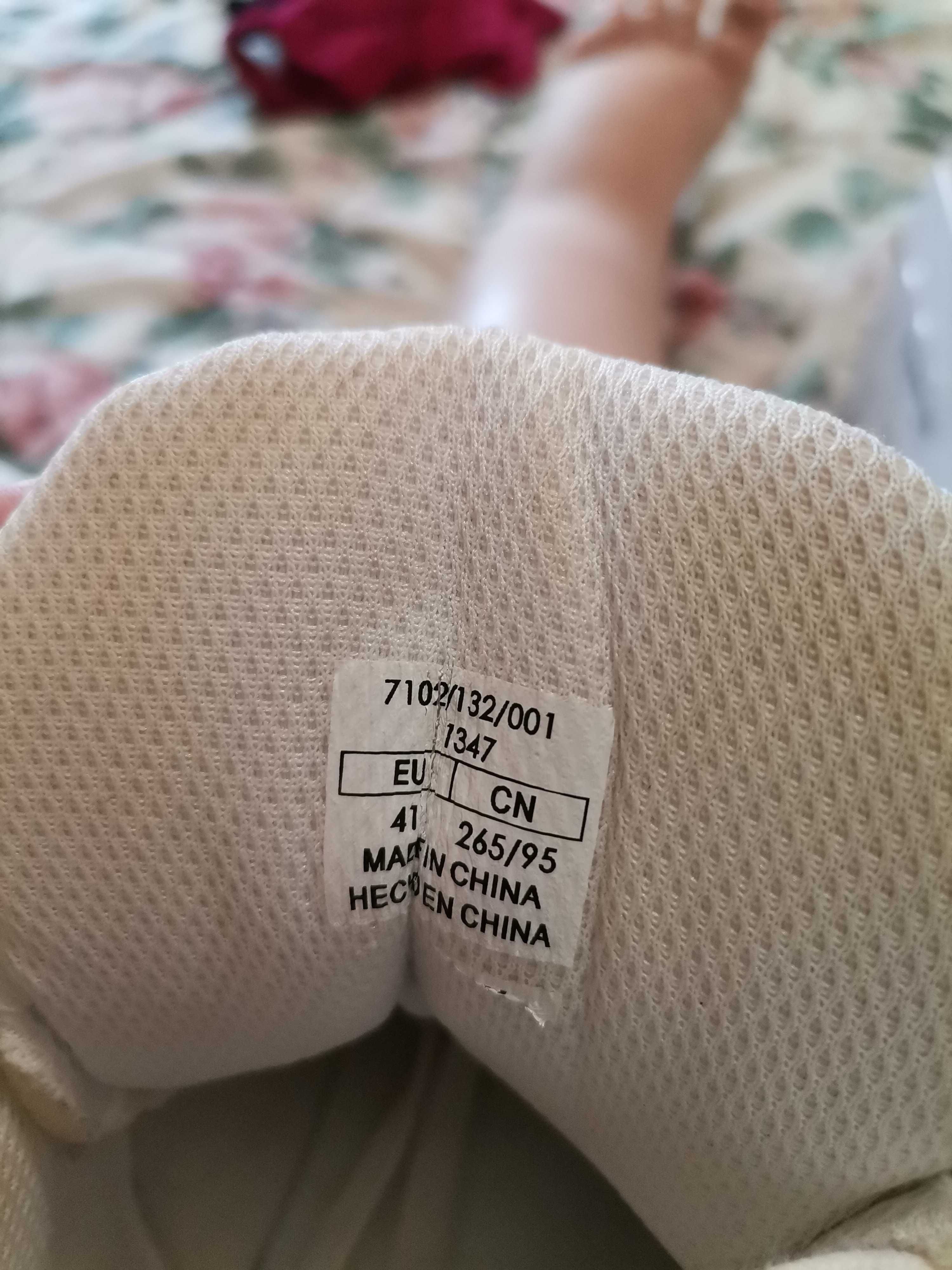 Кецове Bershka обувани два пъти