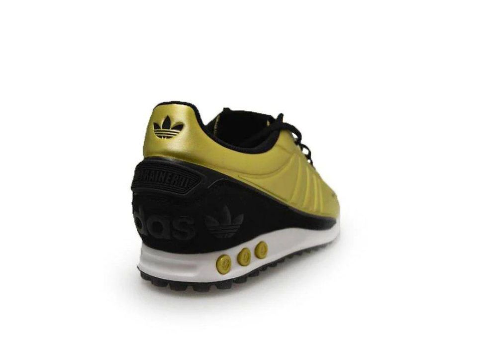 ADIDAS кроссовка для мужчин