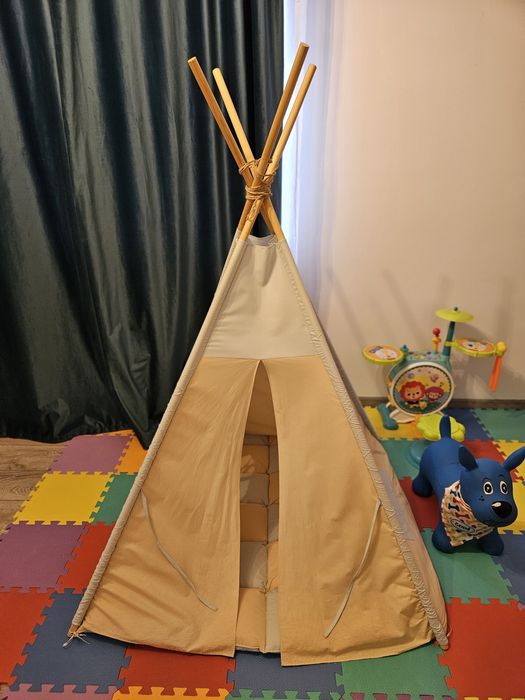 Cort de joaca Casuta Ingerasilor