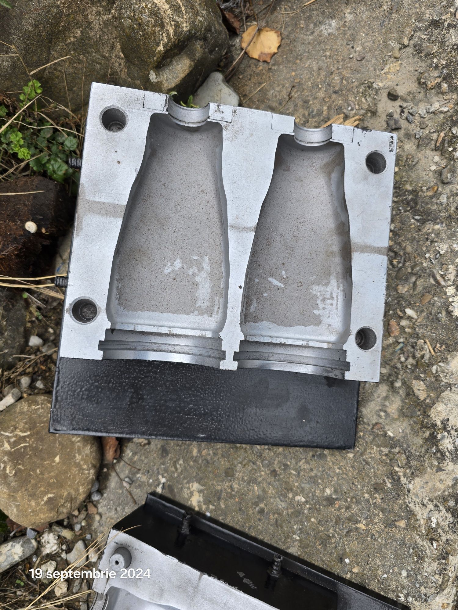 Matrite pet 0.5 l Și 2 l
