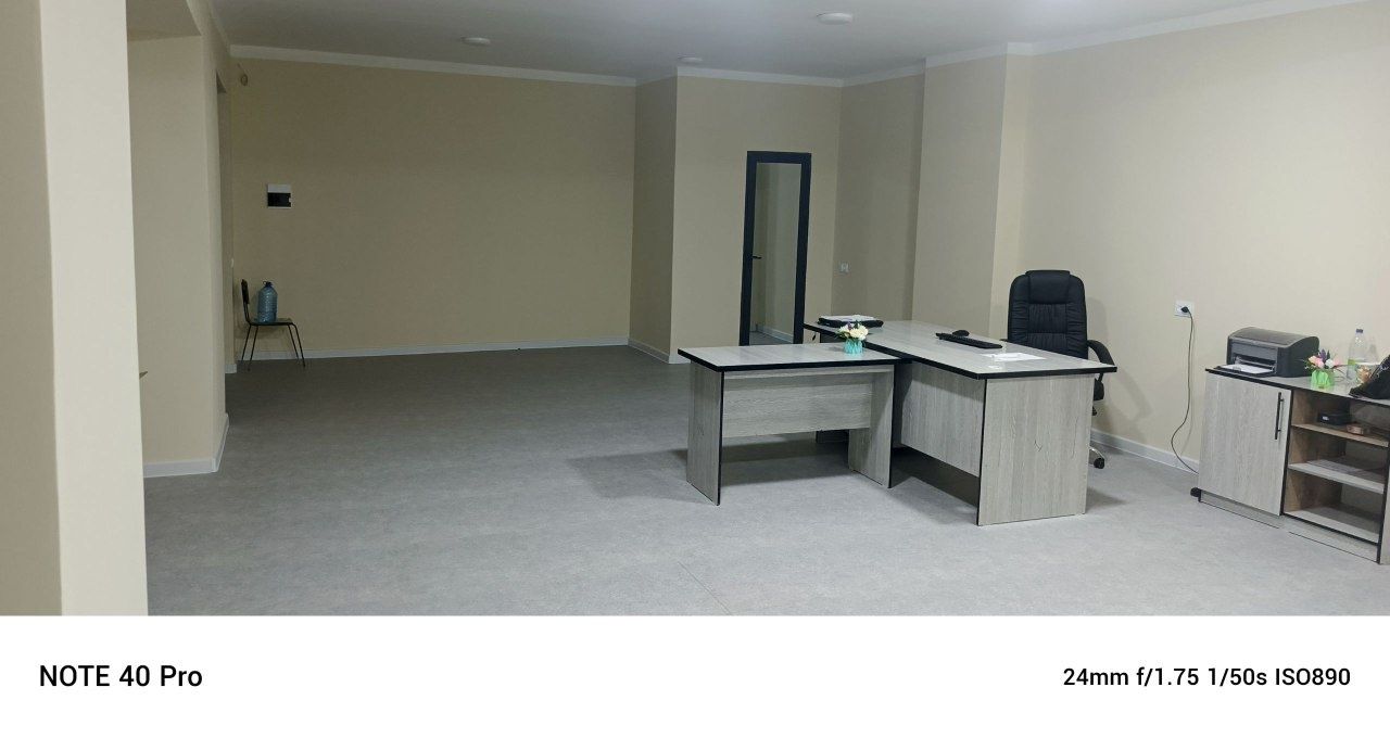 Magazin ofis sotiladi