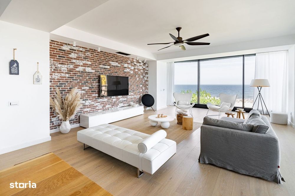 Penthouse cu vedere frontala la mare