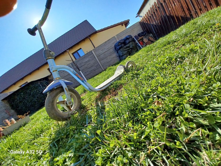 Vând Trotineta si bicicleta F. Pedale Puky