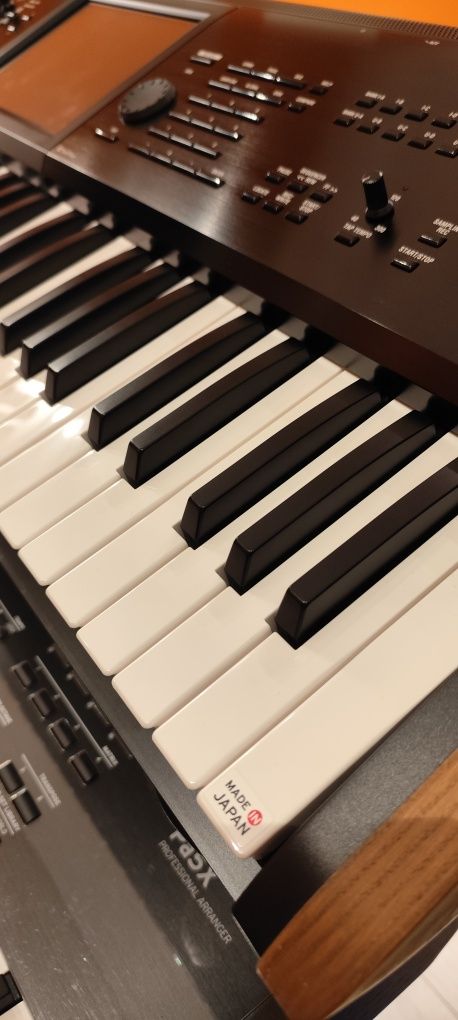 Korg Kronos 2 - 61 key