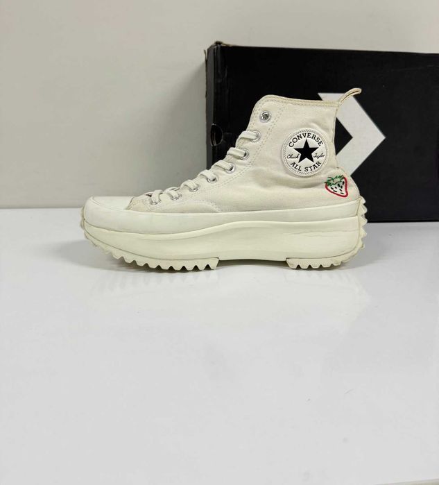 Converse Run STAR HIKE