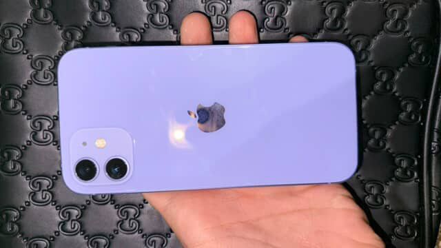 Iphone 12 xolit idealni