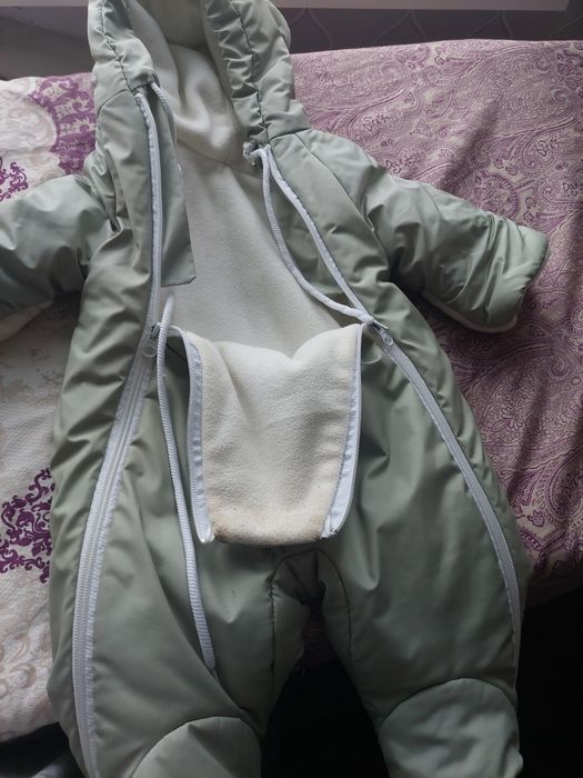 Детский вещи комбинзон бу 0-12месец подёть