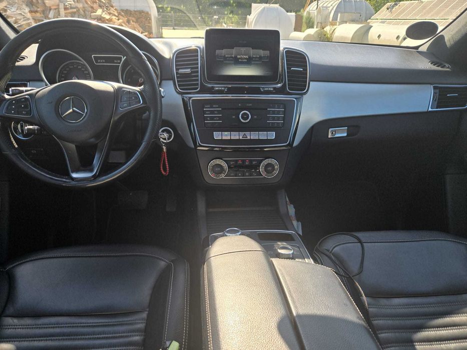 Mercedes GLE 250D 4matic impecabil tehnic si optic-schimb autorulota