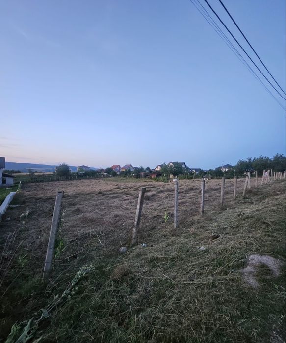 Vand parcele de 5 arii intravilan pe str Nichita stanescu dej