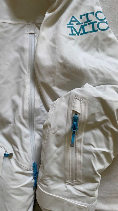 Чисто ново оригинално дамскo ски яке ATOMIC Treeline 2L Flex с етикети