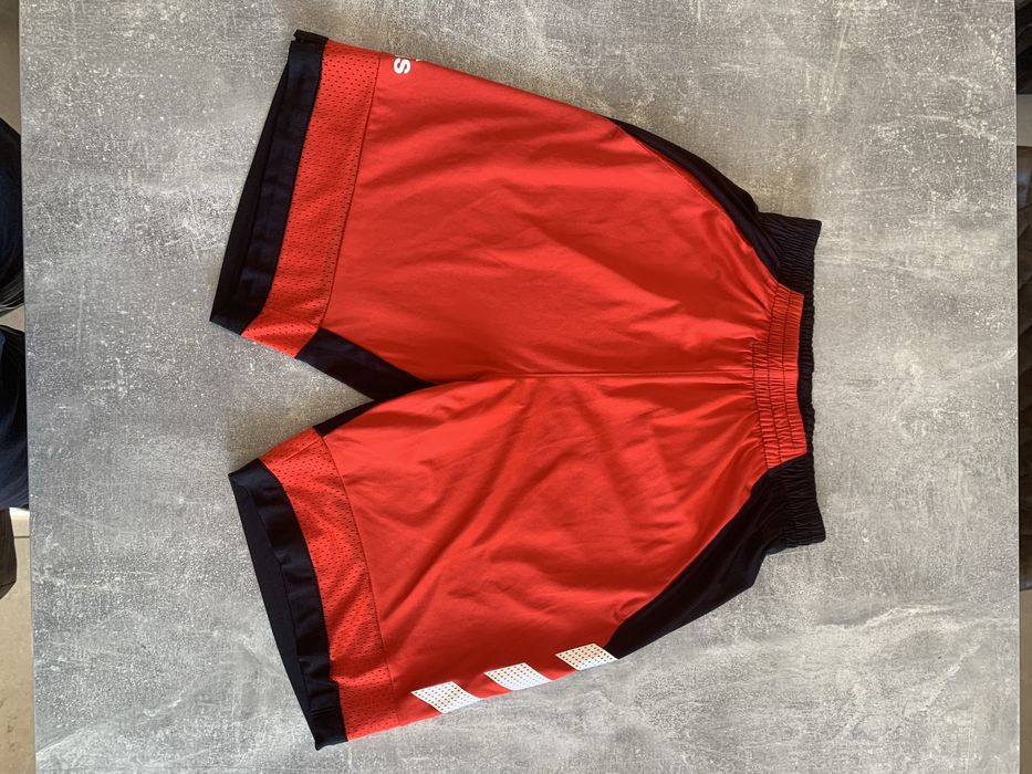 Pantaloni scurti adidas