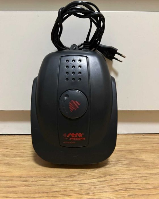 Помпа за въздух SERA Air 550 R plus