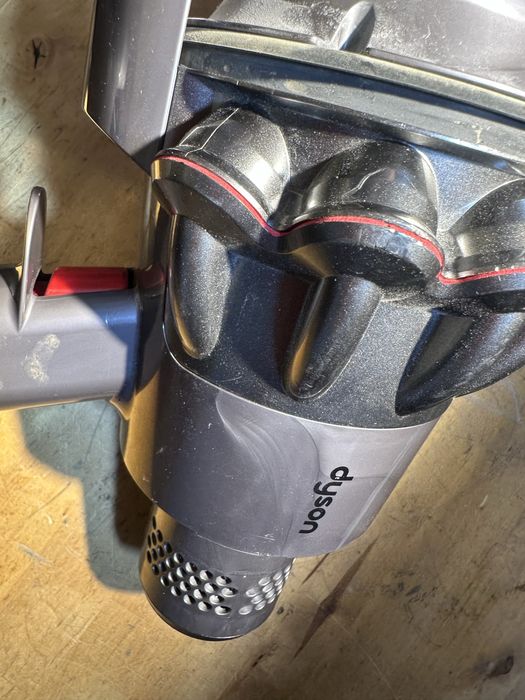 Aspirator dyson v11