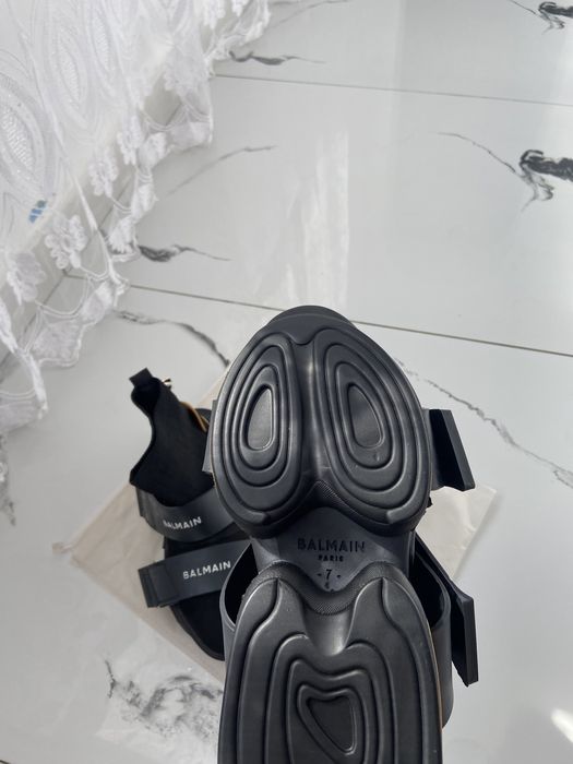 Adidasi balmain model nou super calitate