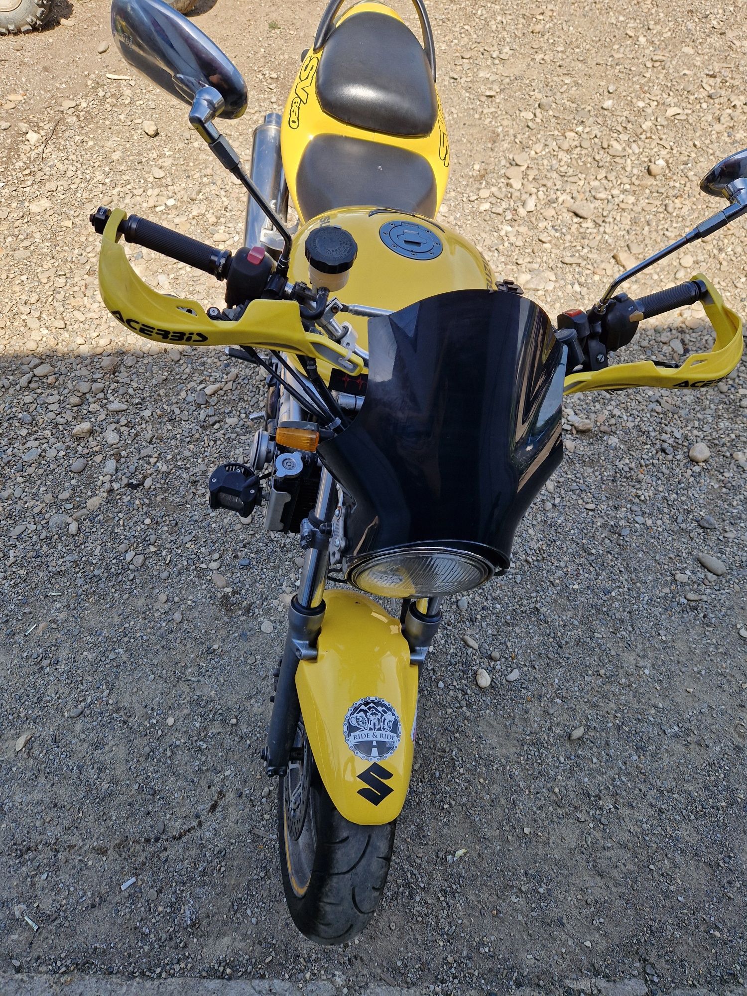Suzuki sv650 N 2001