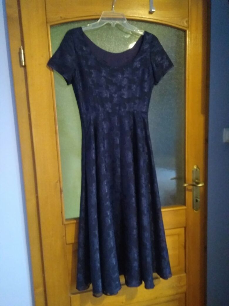 Rochie midi elegantă, mărimea 36