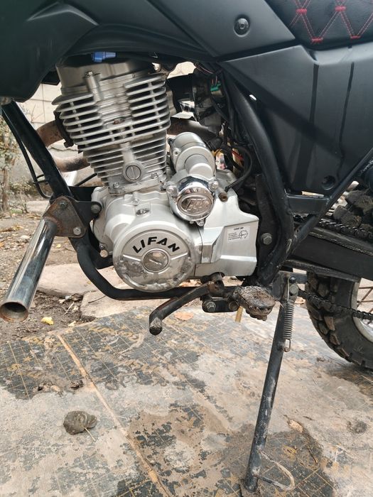 Мотоцикл Lifan GY3-200 эндуро