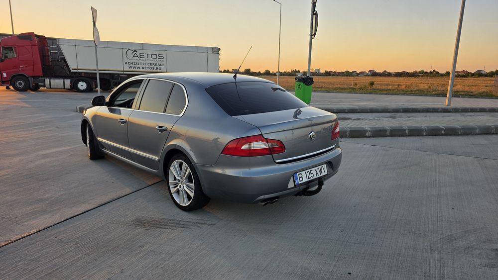 Skoda superb 2010, navi, senzori parcare, carlig, scaune incalzite