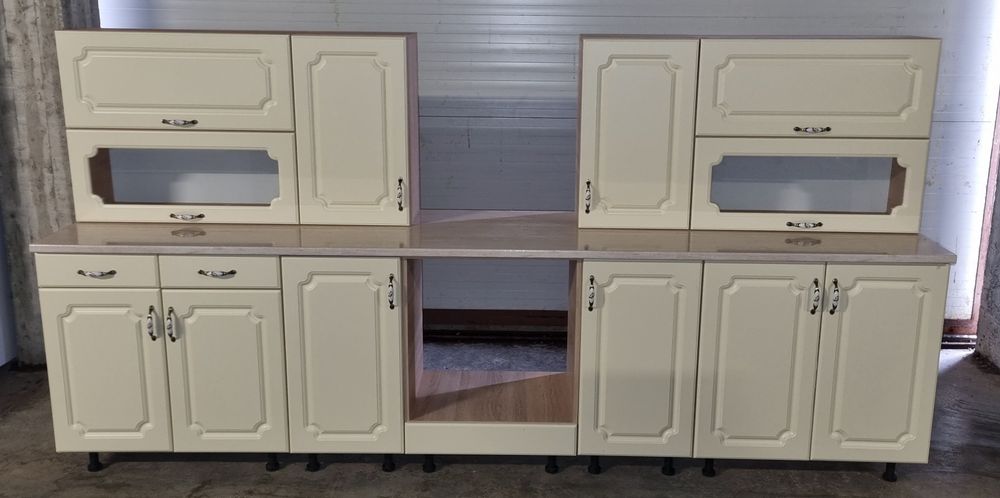Mobila de bucatarie noua 3 ml fete mdf