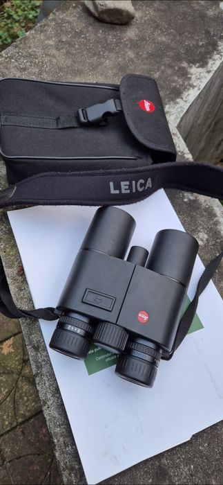 Binoclu Leica Geovid 8x42 cu telemetru