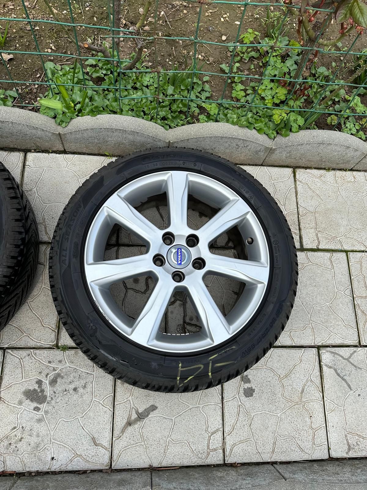 Jante Originale Volvo 5x108 r17 + Anvelope All Season 2022