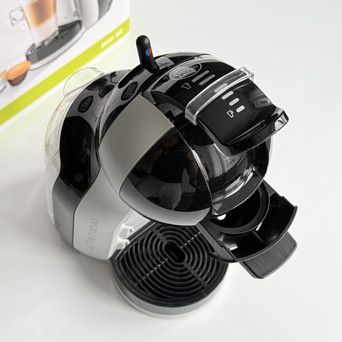 Кафемашина с капсули DeLonghi Mini Me