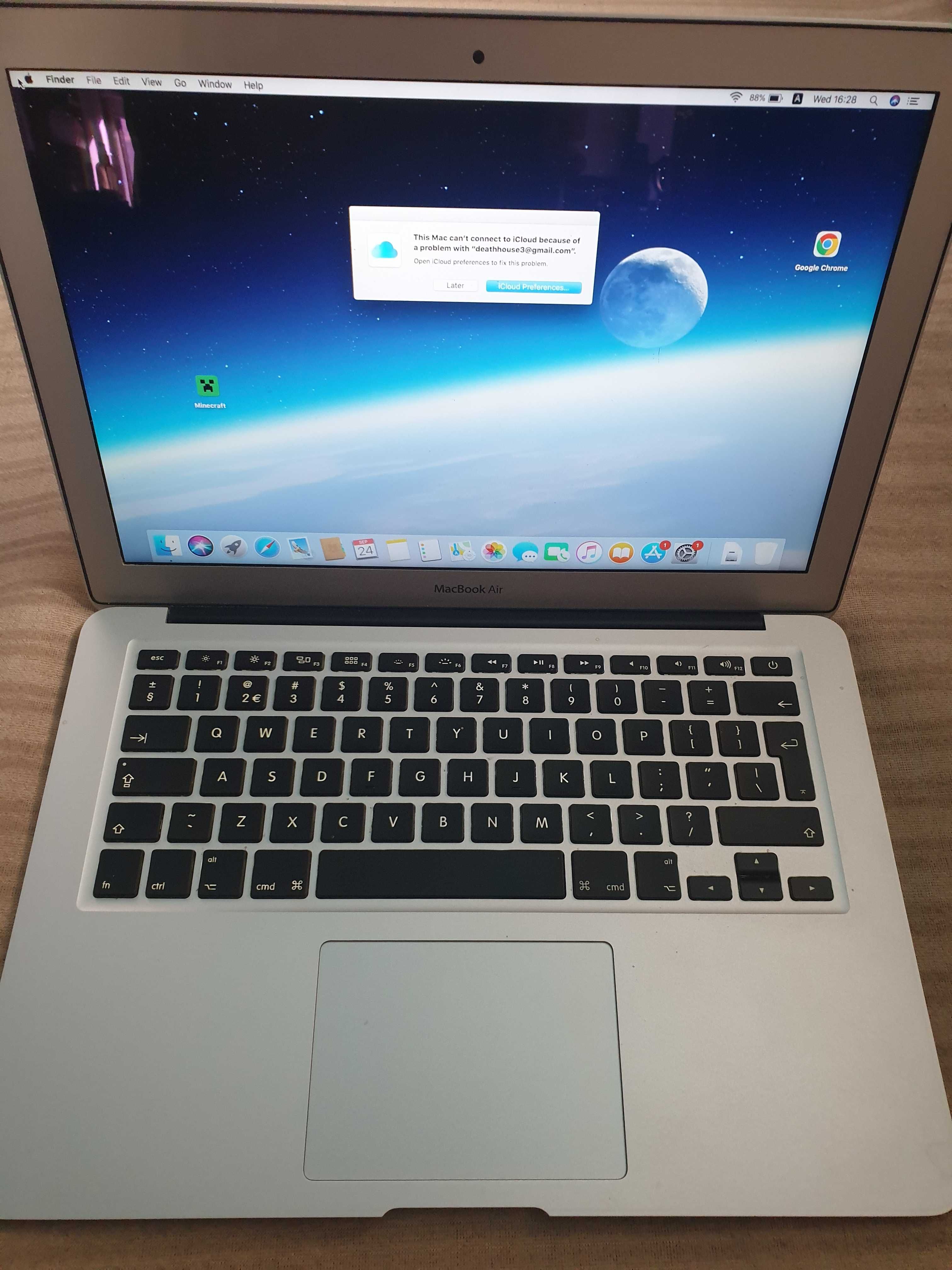 MacBook Air   A1369