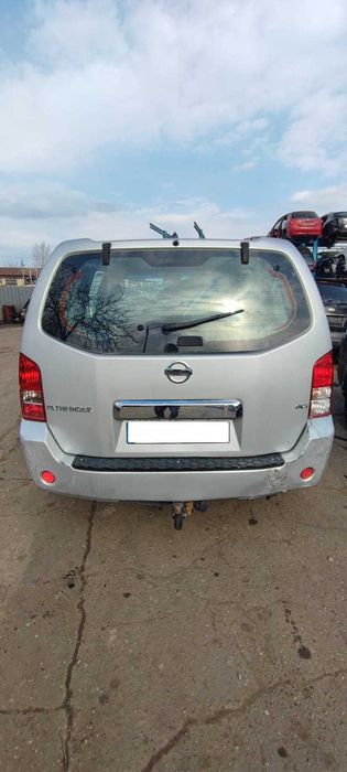 Dezmembrez Nissan Pathfinder an 2005 motor 2.5DCi