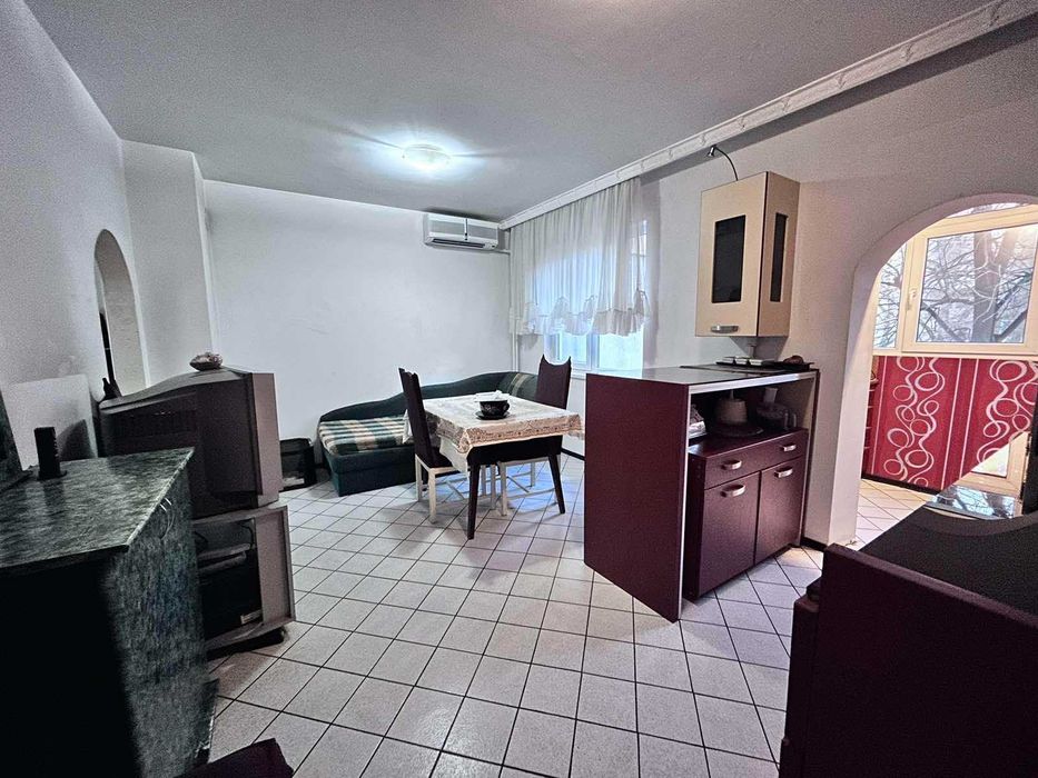 Продава се Многостаен апартамент в Пловдив, Кючук Париж - 93 кв.м за 1291 €/кв.м - Снимка #1