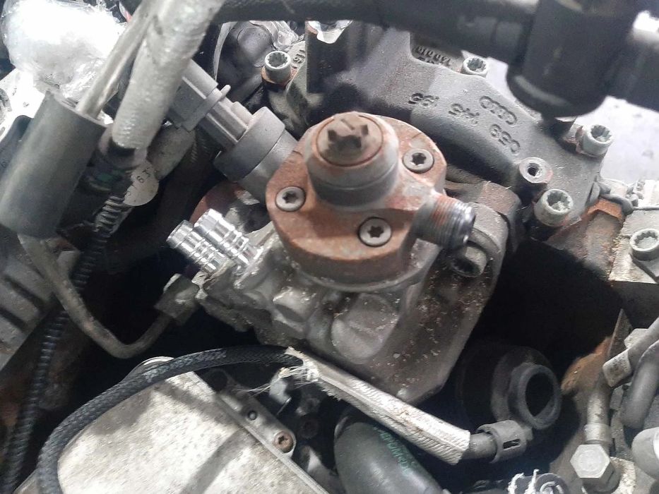 pompa inalta  3.0 tdi cdud audi a6 c7 4g 0445010683  059130755c