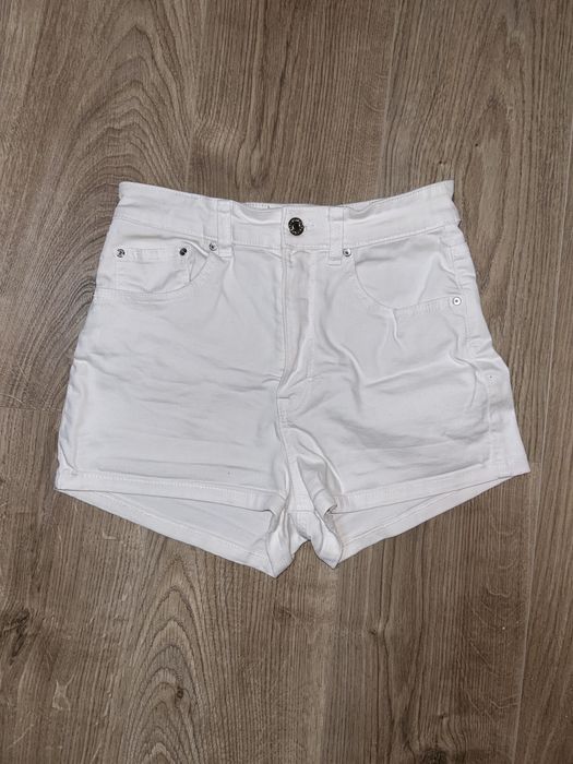 Къси панталони 10лв