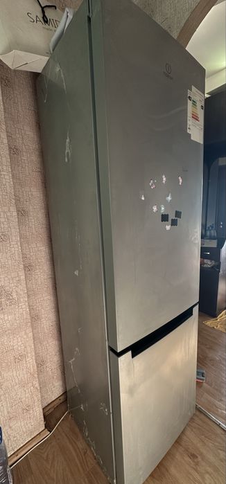 Холодильник индезит Indesit Dfe 4200s