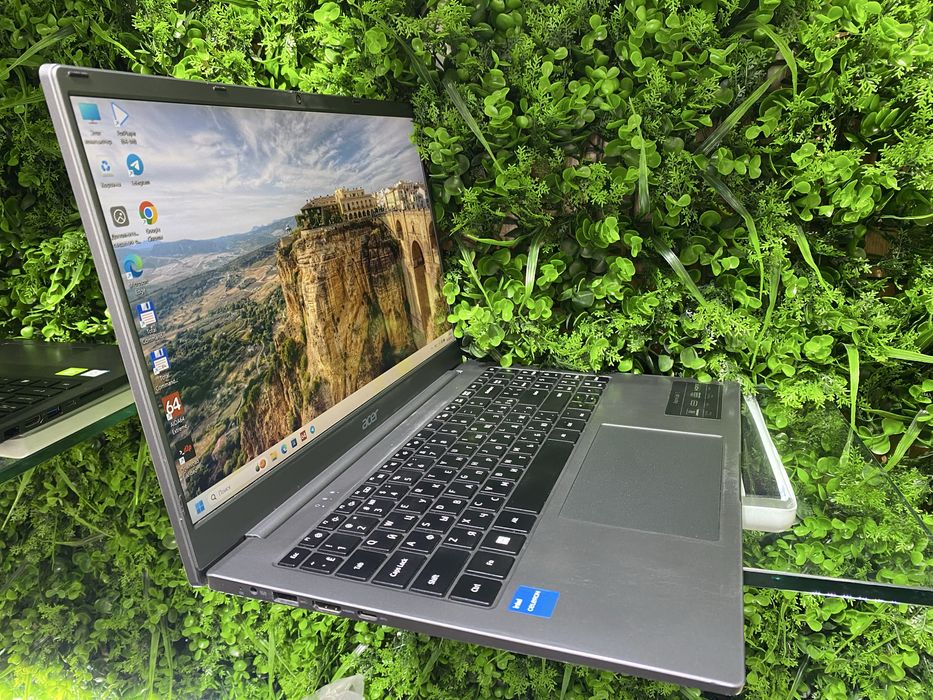 Acer 8/256gb ssd oʻqtuvchi va talabalar uchun