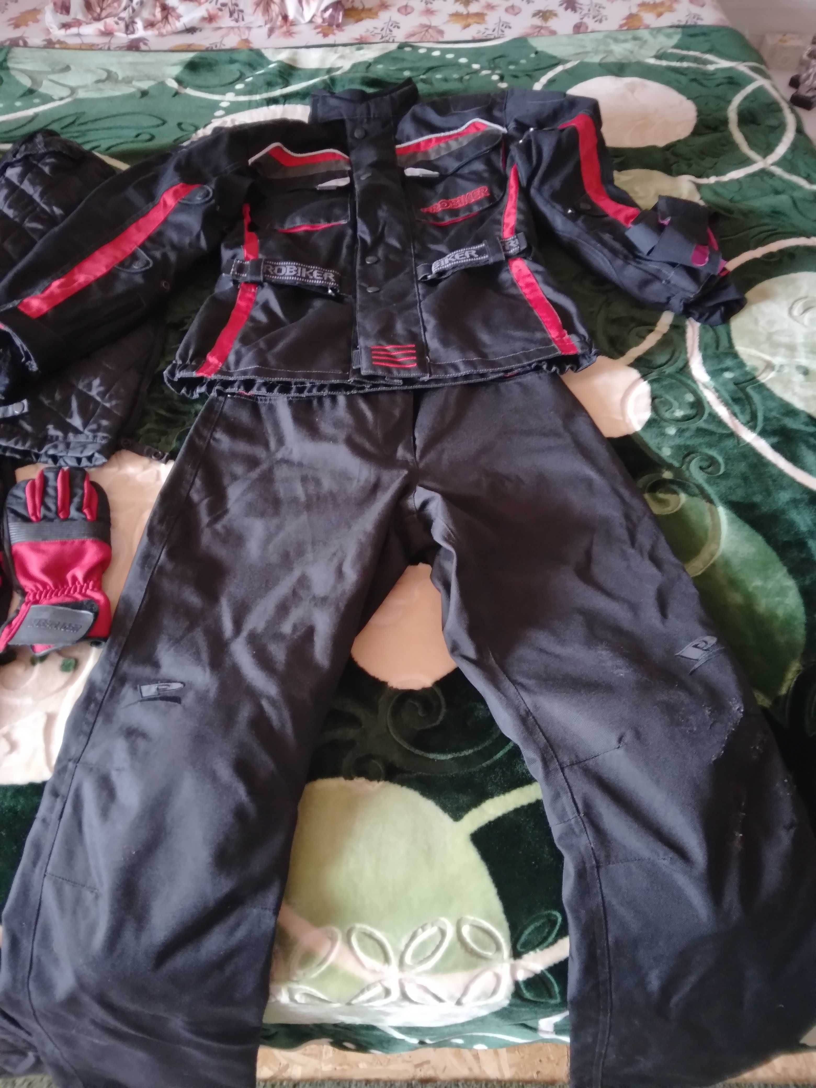 Costum motocicleta