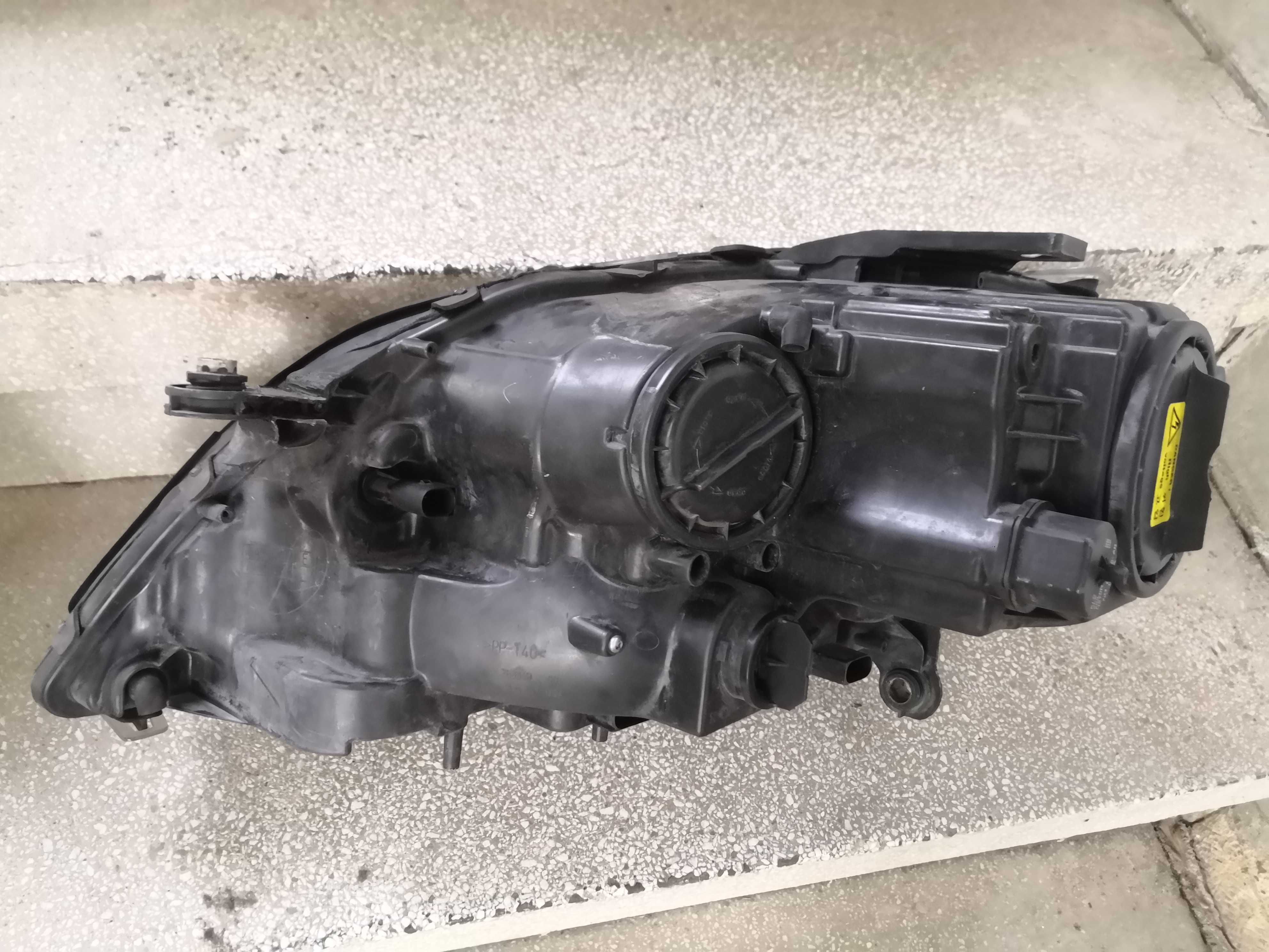 Фар Mercedes ML W164 Xenon десен/Фар Мерцедес МЛ W164 Оригинален