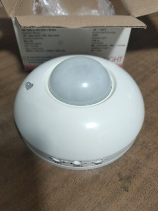 Продам ик датчик двидения света, новый