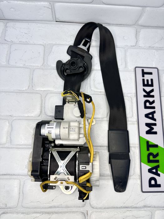 Предни колани AUDI A6 A7 C7 4G 34090806B Гръмнали